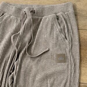 ALO Yoga Muse Ribbed Jogger